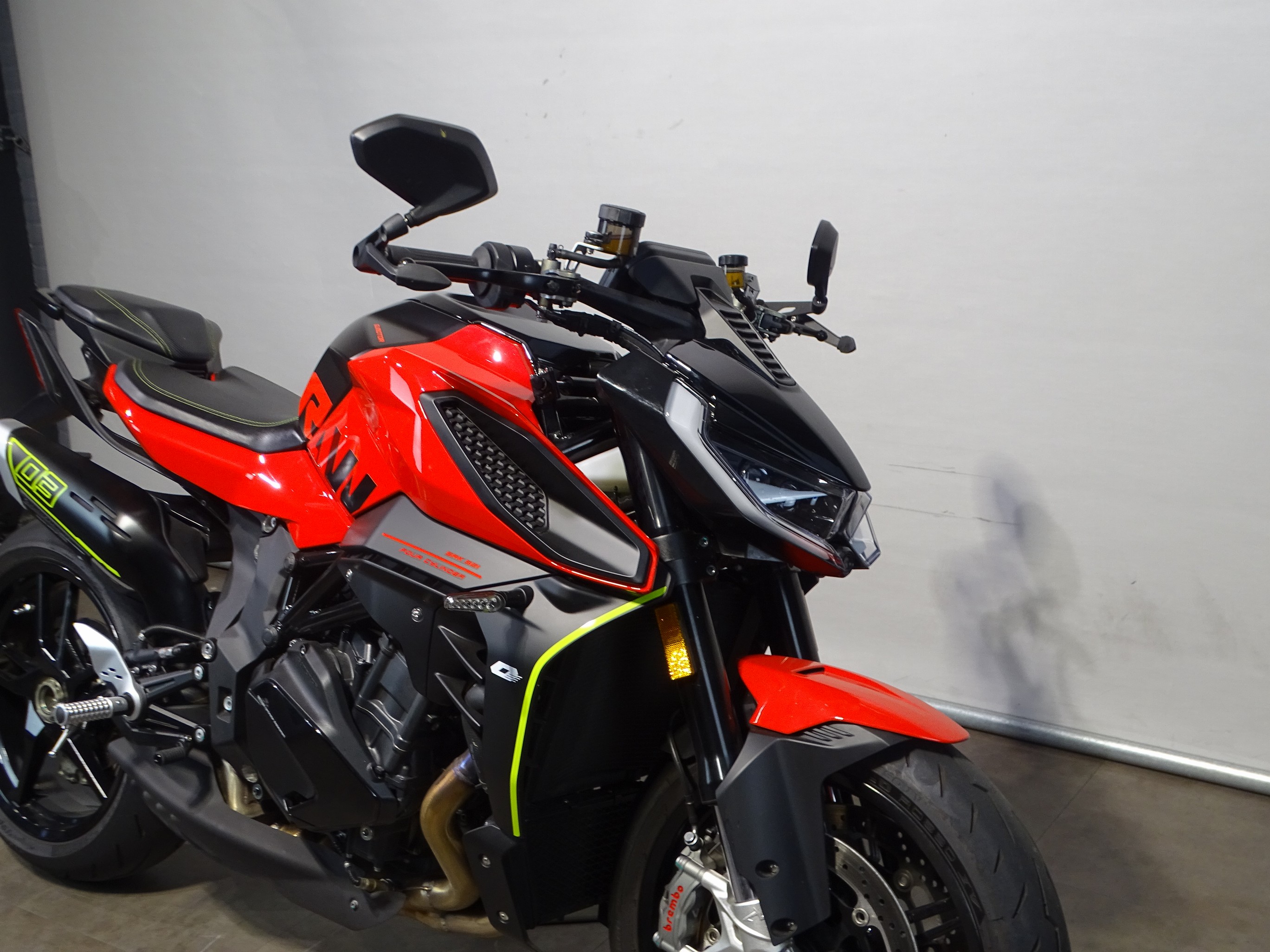QJMOTOR SRK 921