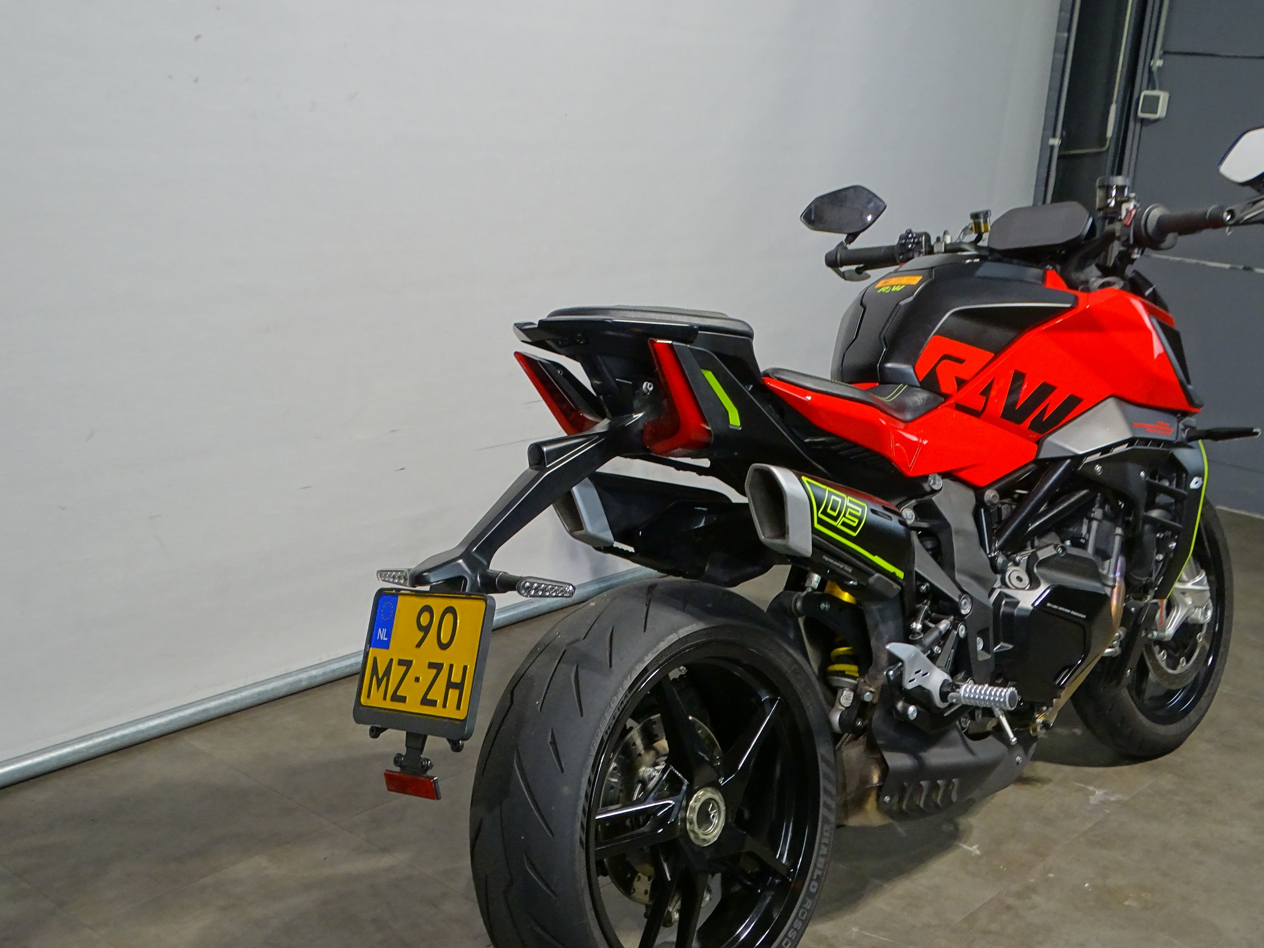 QJMOTOR SRK 921
