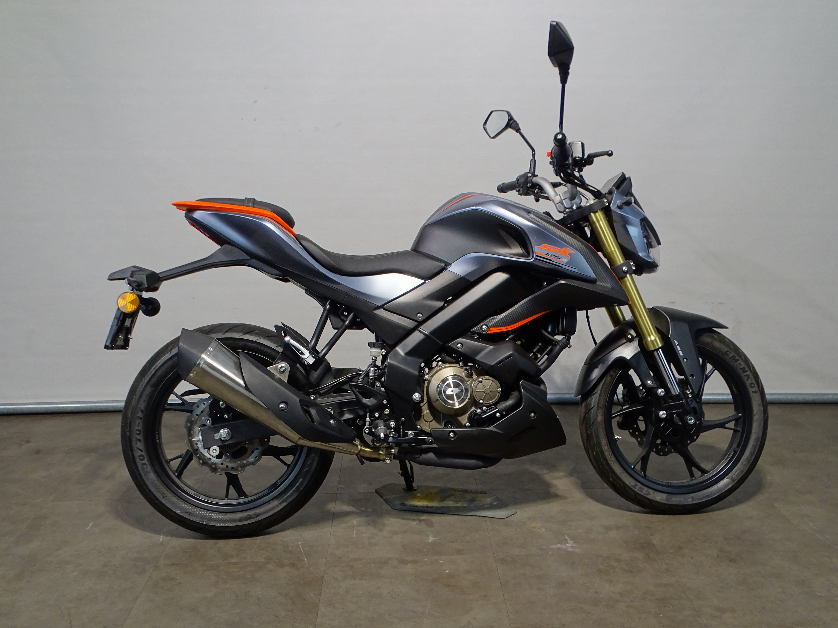 QJMOTOR SRK 125 S