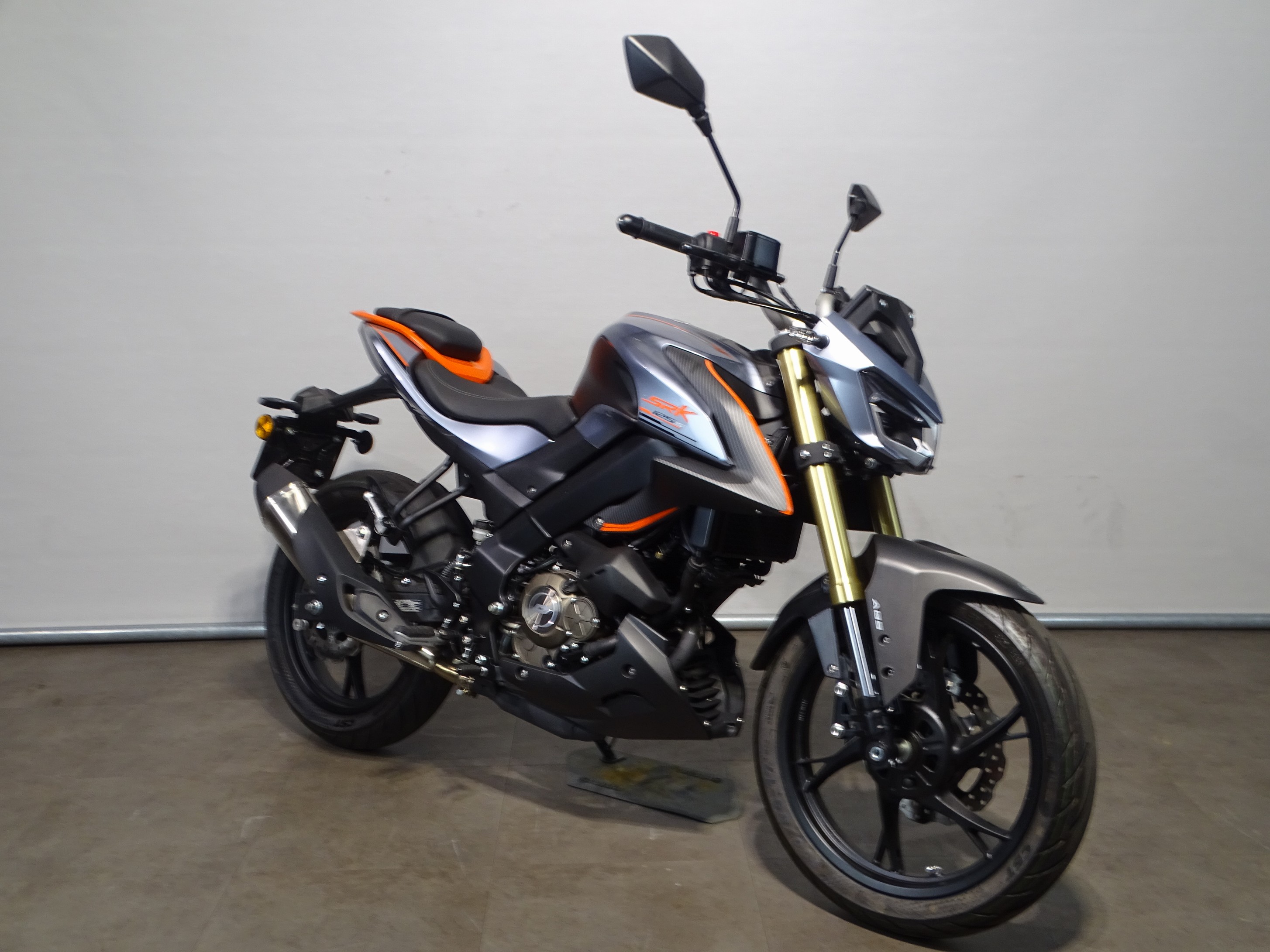 QJMOTOR SRK 125 S