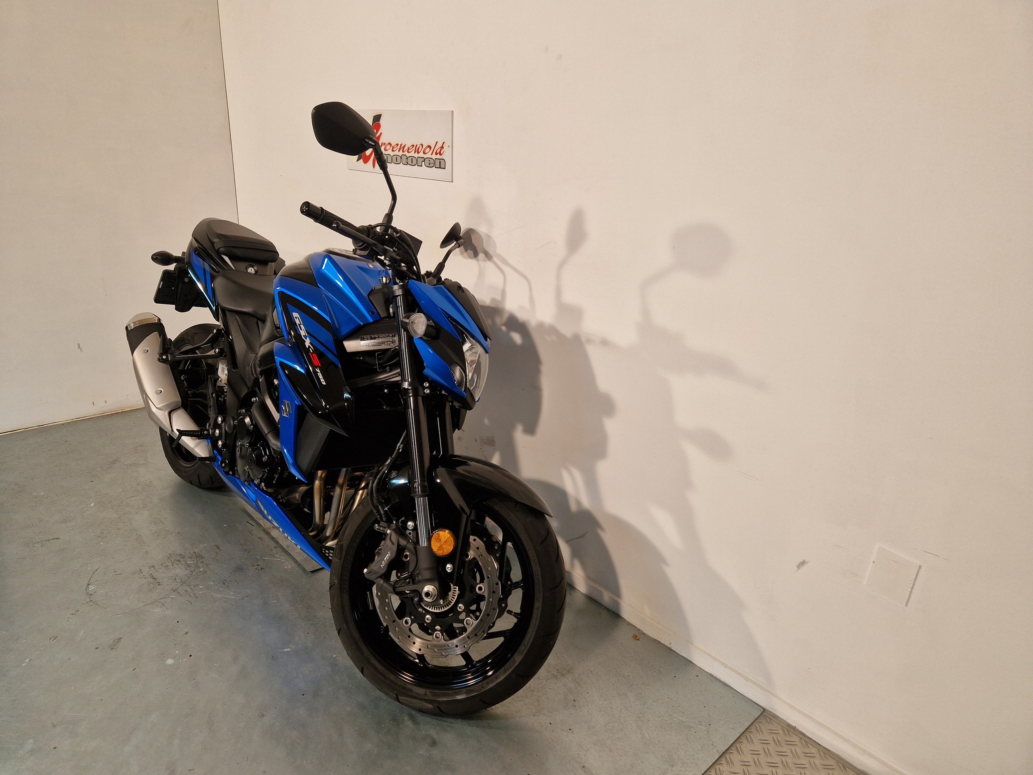 SUZUKI GSX-S 750 GSX-S 750 , GSX S 75