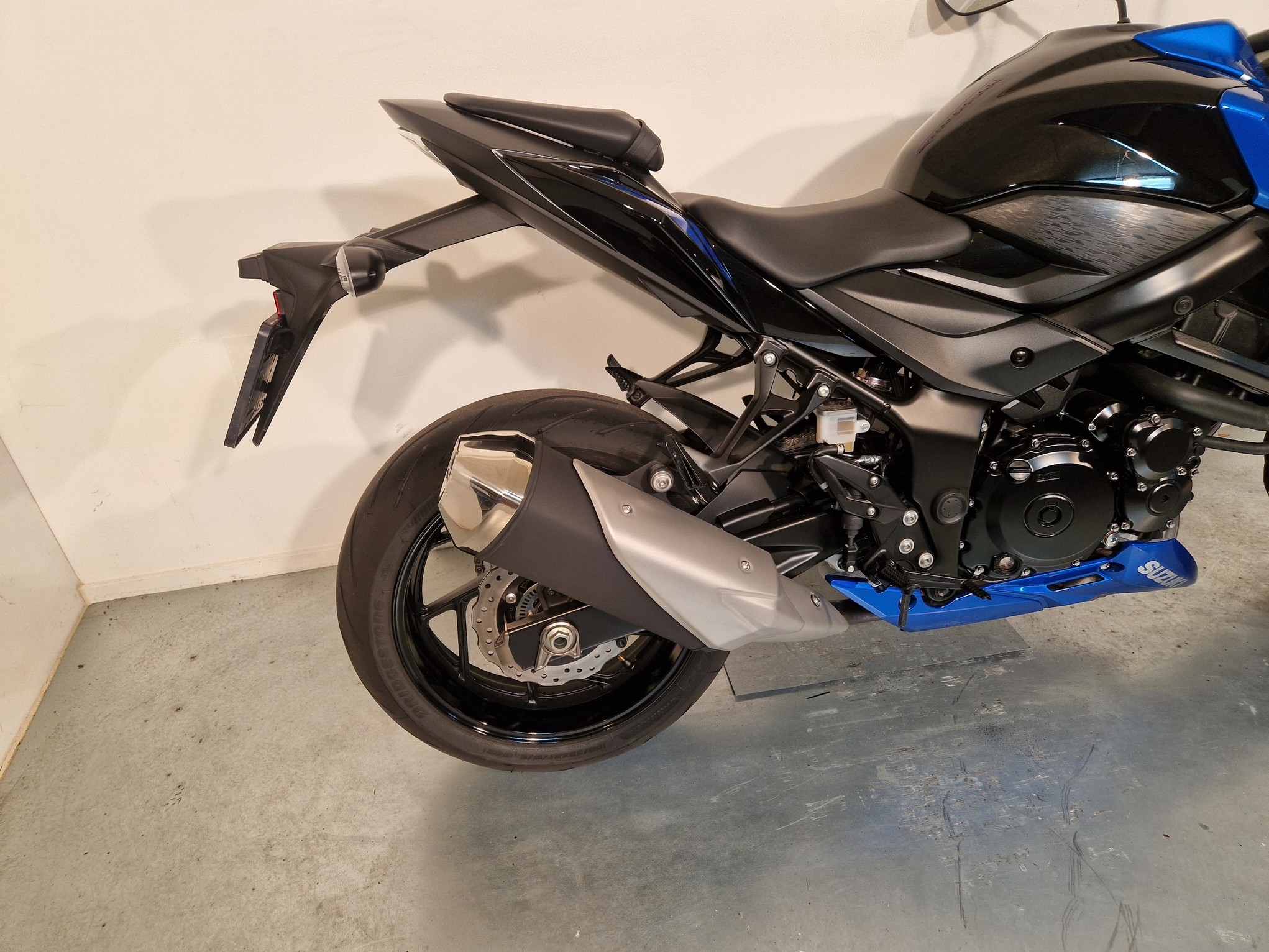 SUZUKI GSX-S 750 GSX-S 750 , GSX S 75