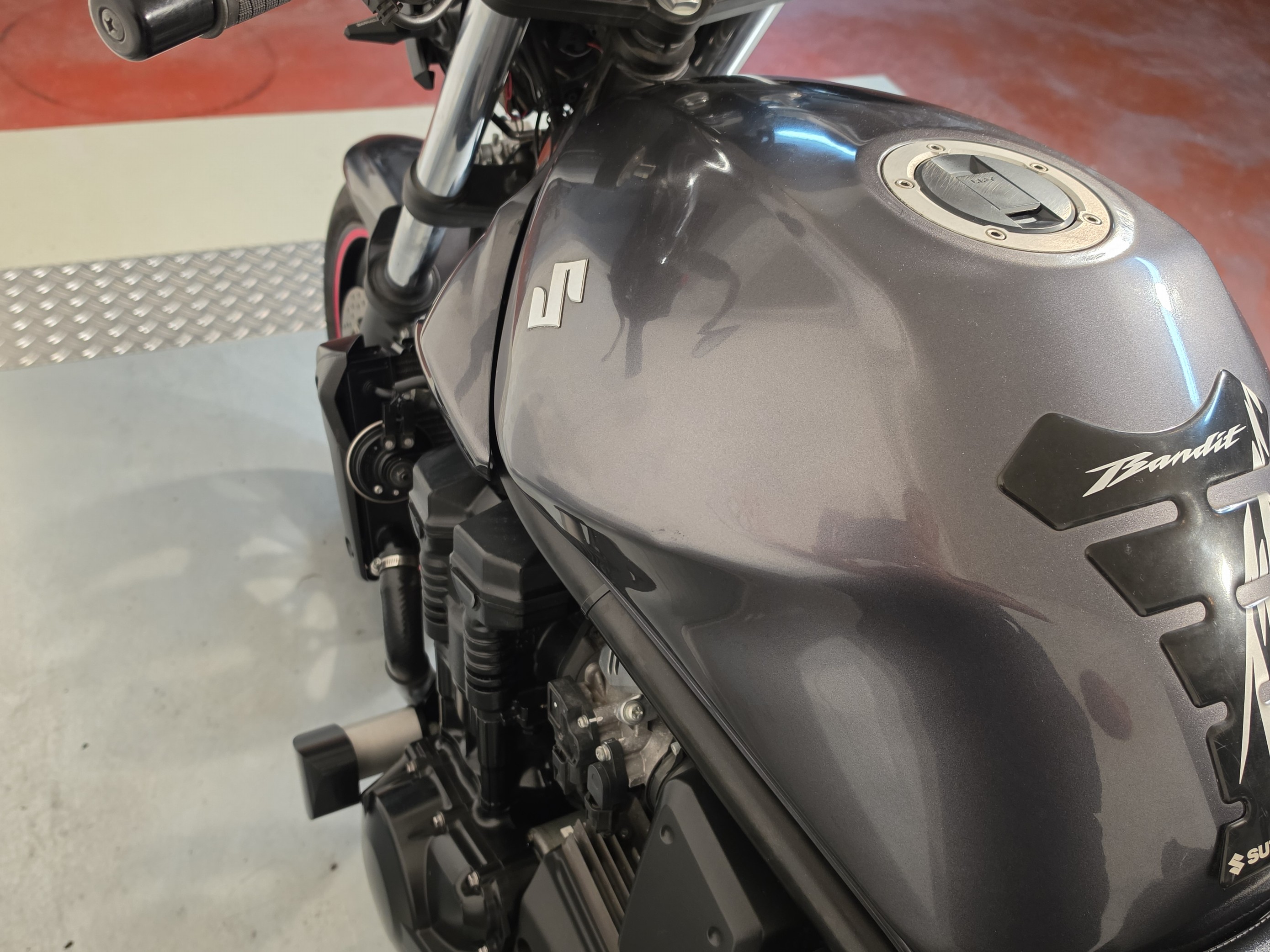 SUZUKI GSF 650 Bandit 650 , GSF 650 A
