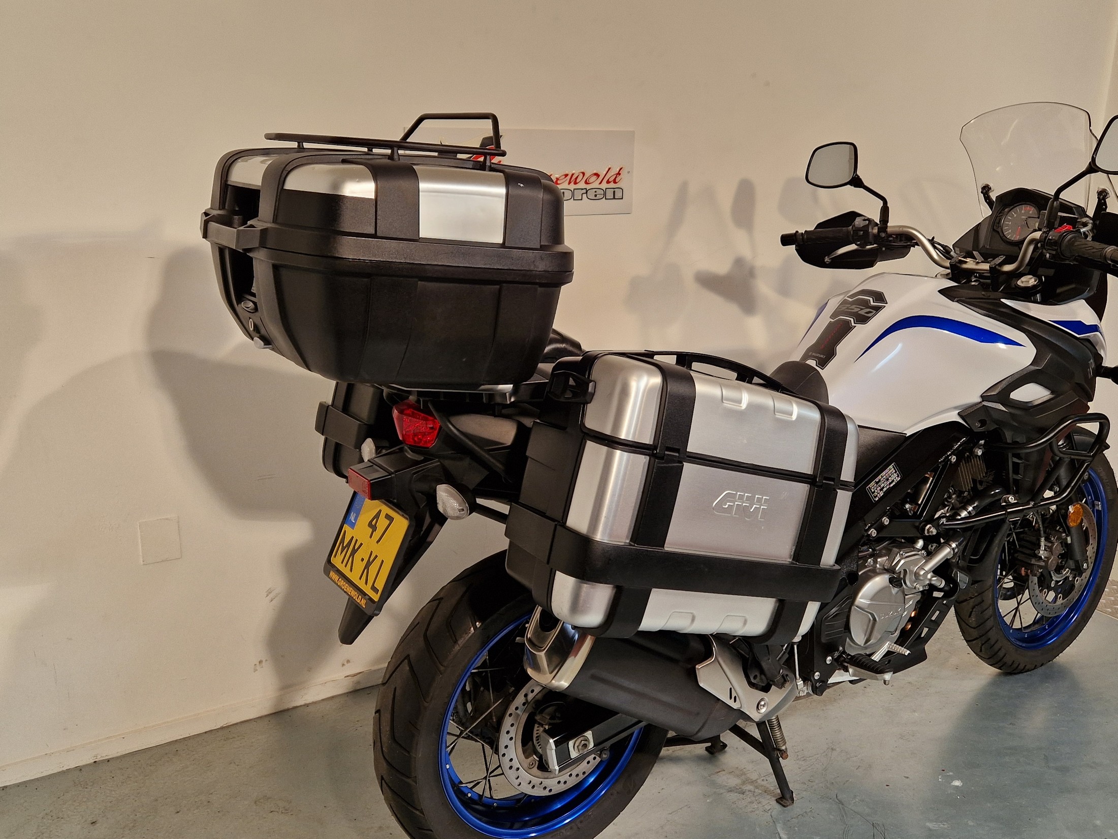 SUZUKI V-Strom 650 XTA V Strom 650 XT