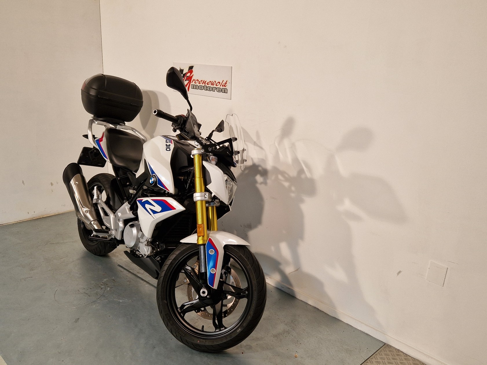 BMW G 310 R BMW G310 R , 5220 km ,