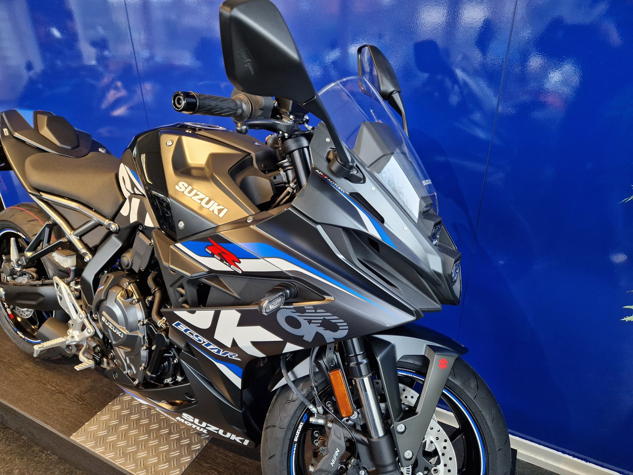 SUZUKI GSX-8R GSX-8R Special , GSX 8R