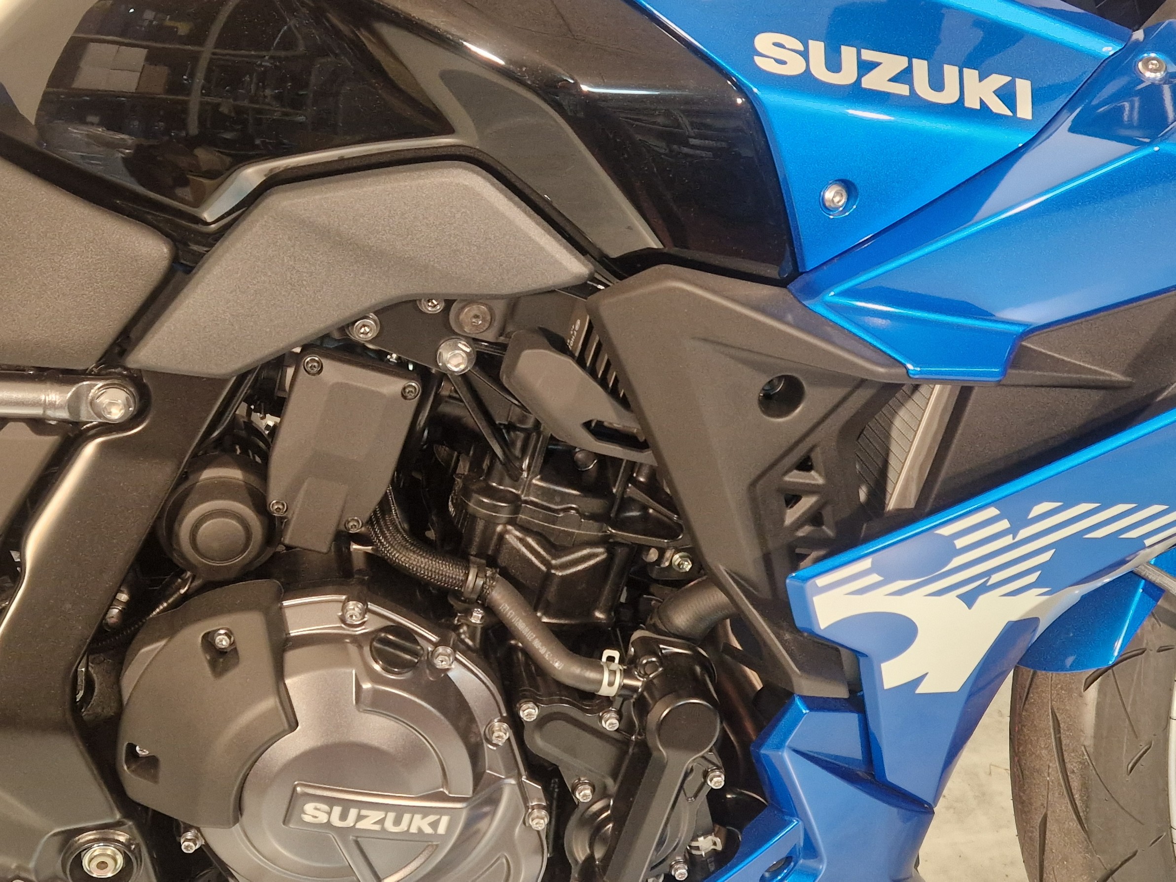 SUZUKI GSX-8R GSX-8R , GSX8R , Nieuw