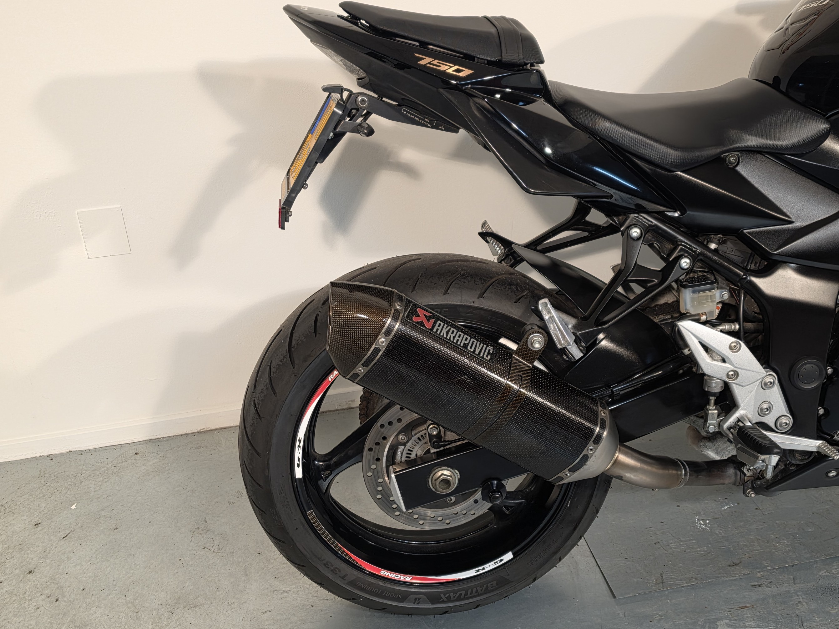 SUZUKI GSR 750A GSR 750 ABS , 17634 k