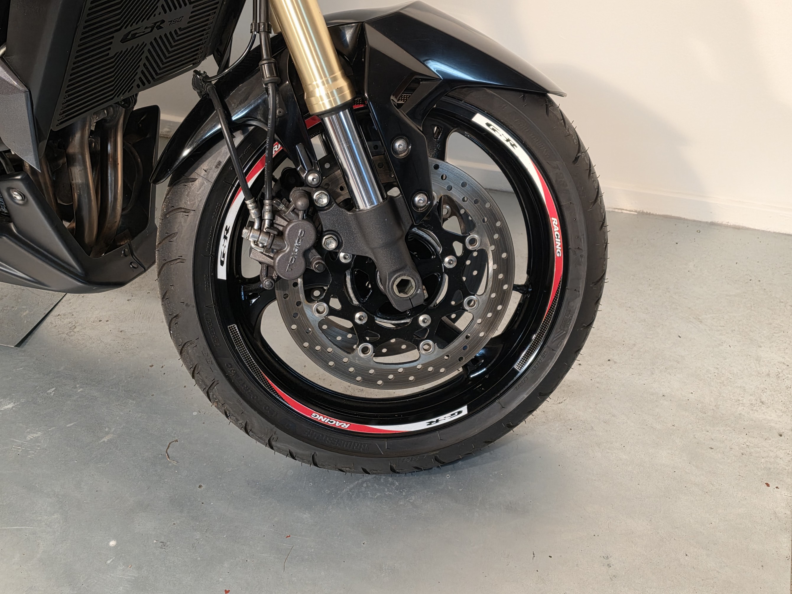 SUZUKI GSR 750A GSR 750 ABS , 17634 k