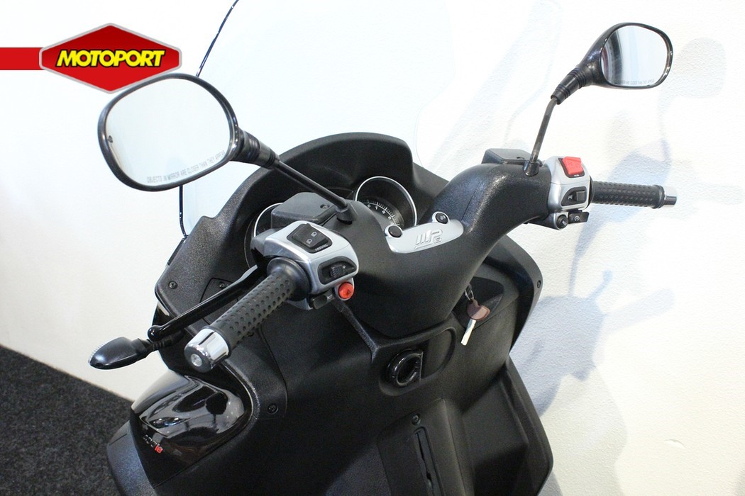 PIAGGIO - MP 3 LT 400