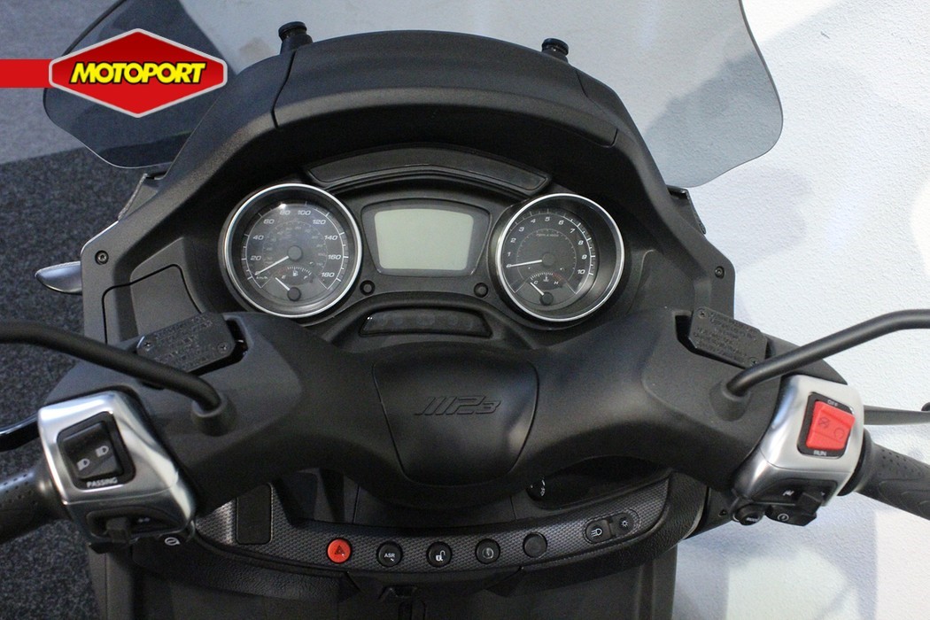 PIAGGIO - MP3 400 HPE SPORT