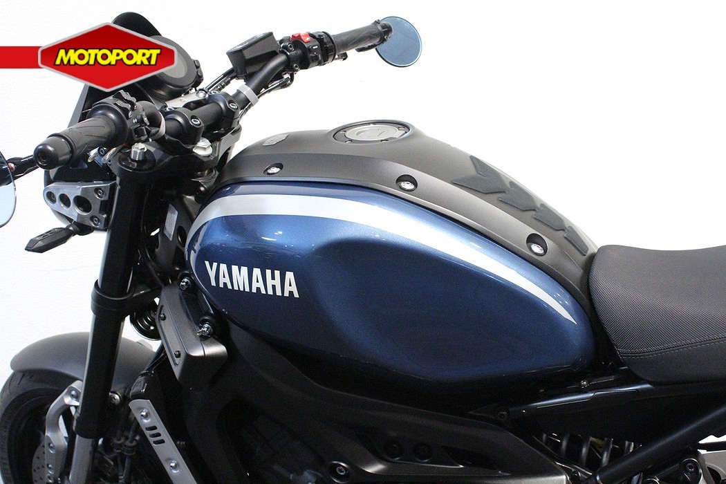 YAMAHA - XSR 900 ABS