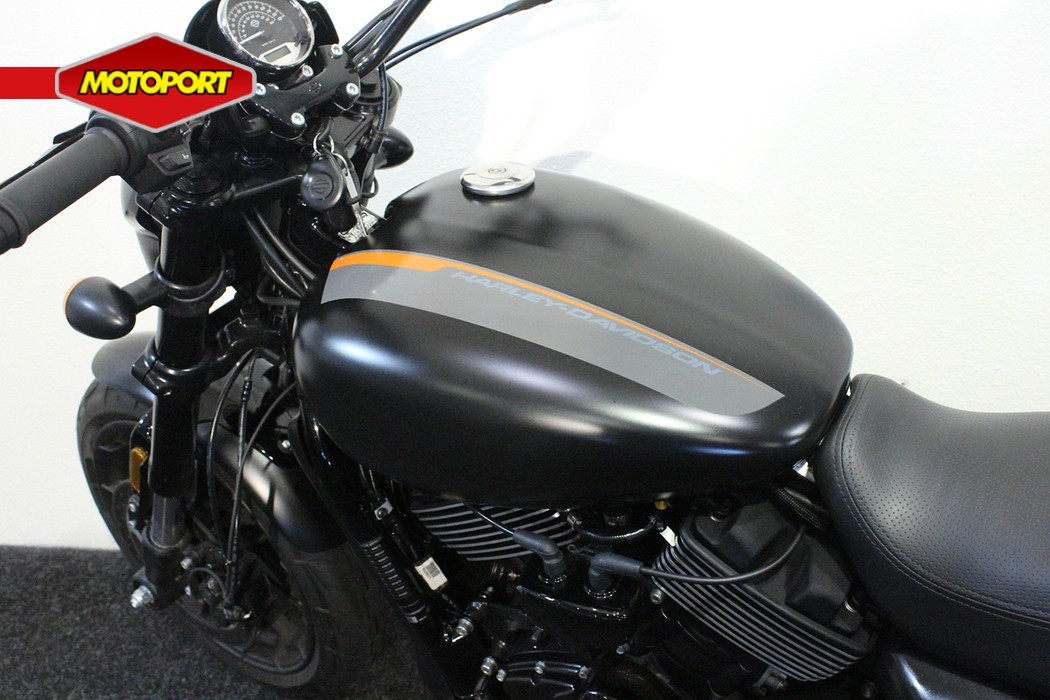 HARLEY-DAVIDSON - STREET ROD 750