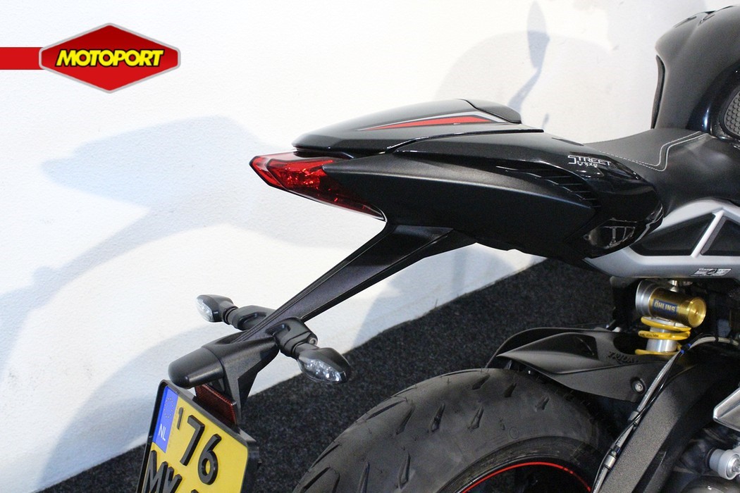 TRIUMPH - STREET TRIPLE RS ABS