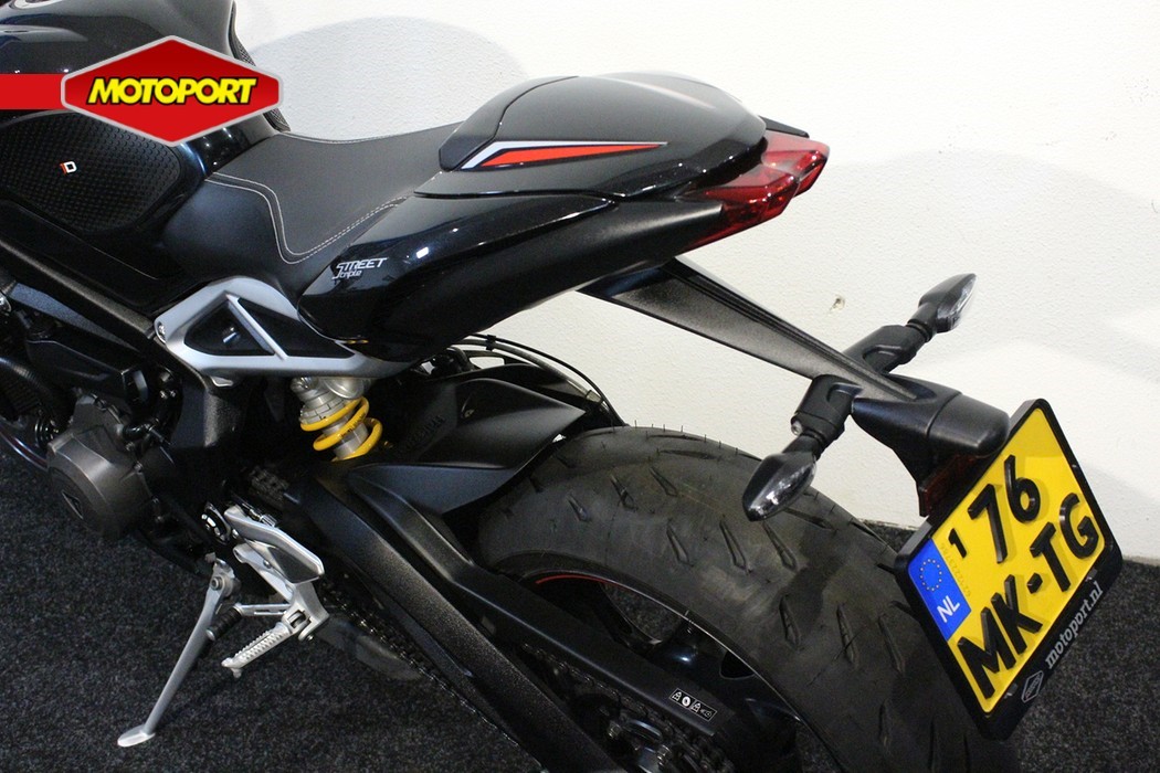 TRIUMPH - STREET TRIPLE RS ABS