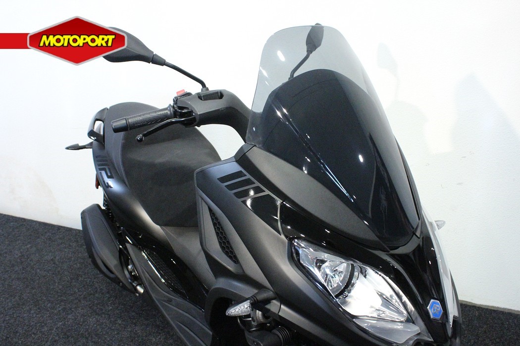 PIAGGIO - MP3 300 SE