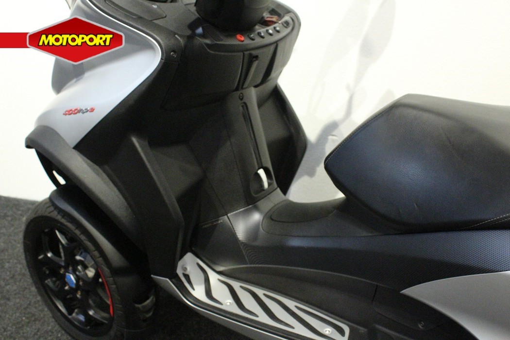 PIAGGIO - MP3 400 HPE SPORT