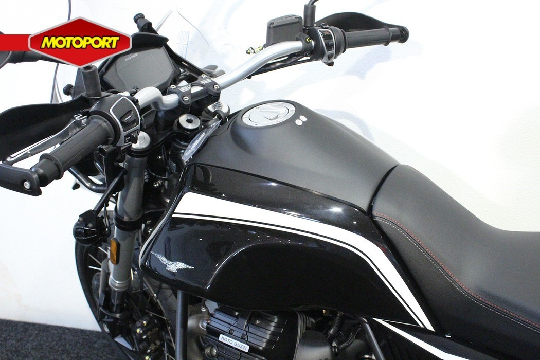 MOTO GUZZI - V 85 TT