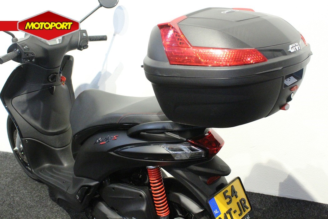 PIAGGIO - LIBERTY 125 S