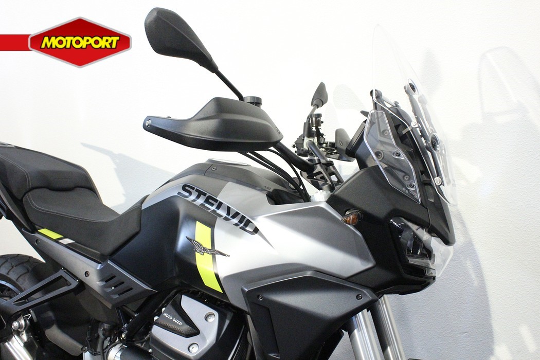 MOTO GUZZI - STELVIO