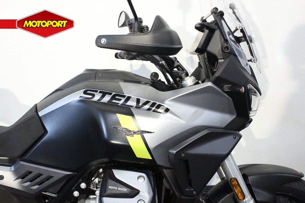 MOTO GUZZI - STELVIO
