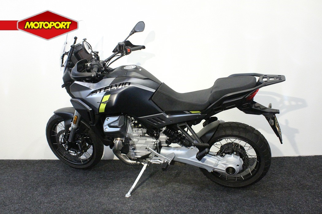MOTO GUZZI - STELVIO