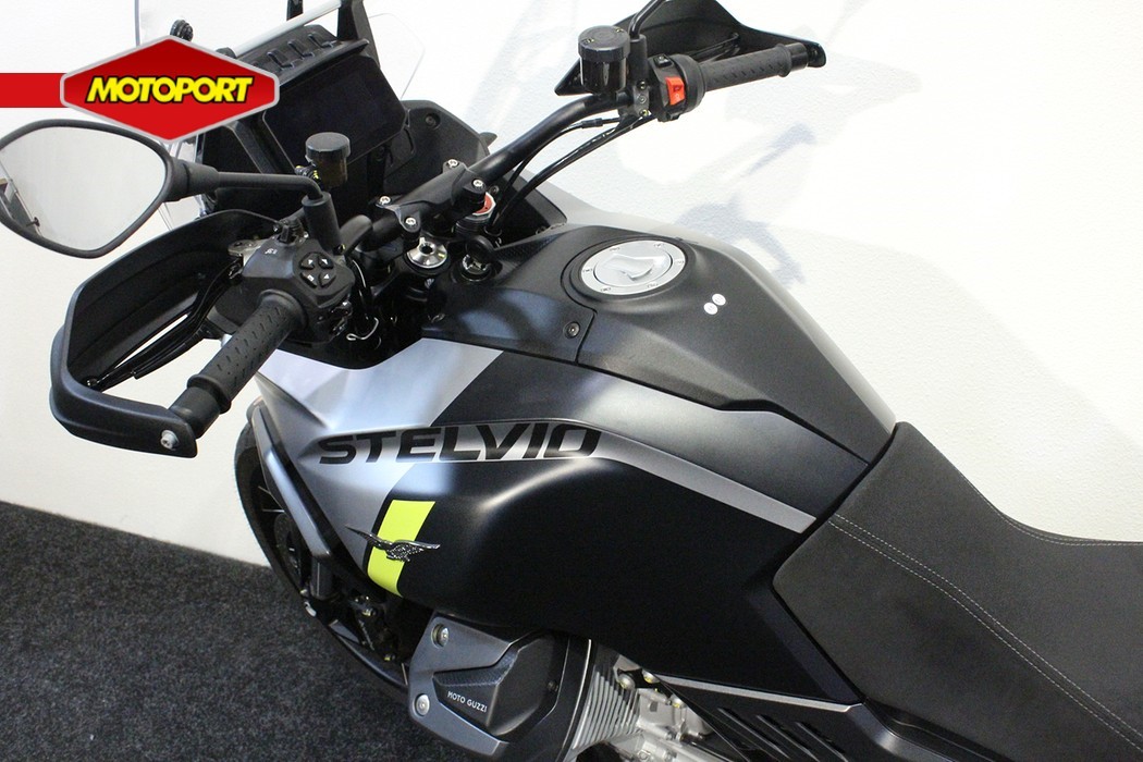 MOTO GUZZI - STELVIO