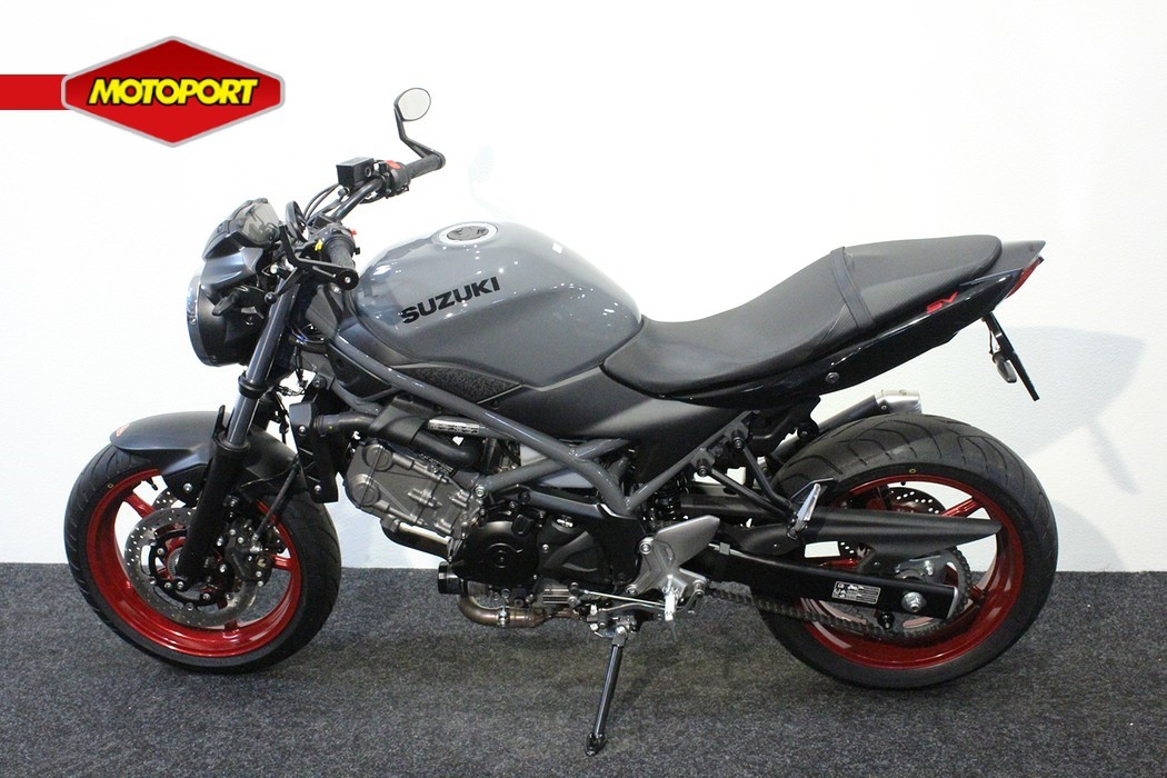 SUZUKI - SV 650 ABS STREET PACK
