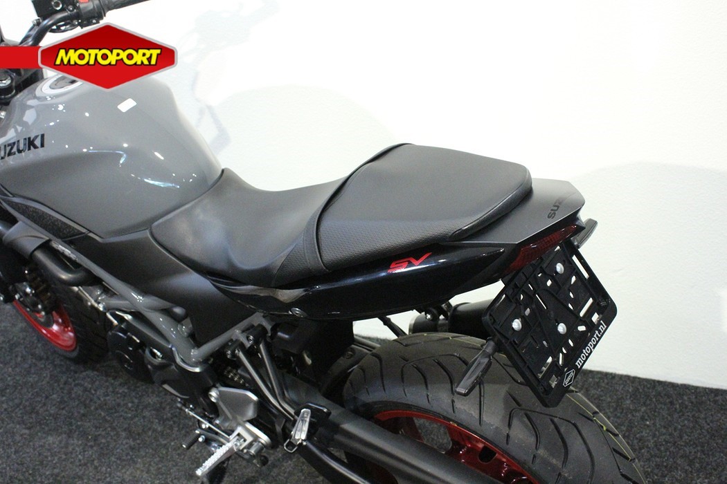 SUZUKI - SV 650 ABS STREET PACK