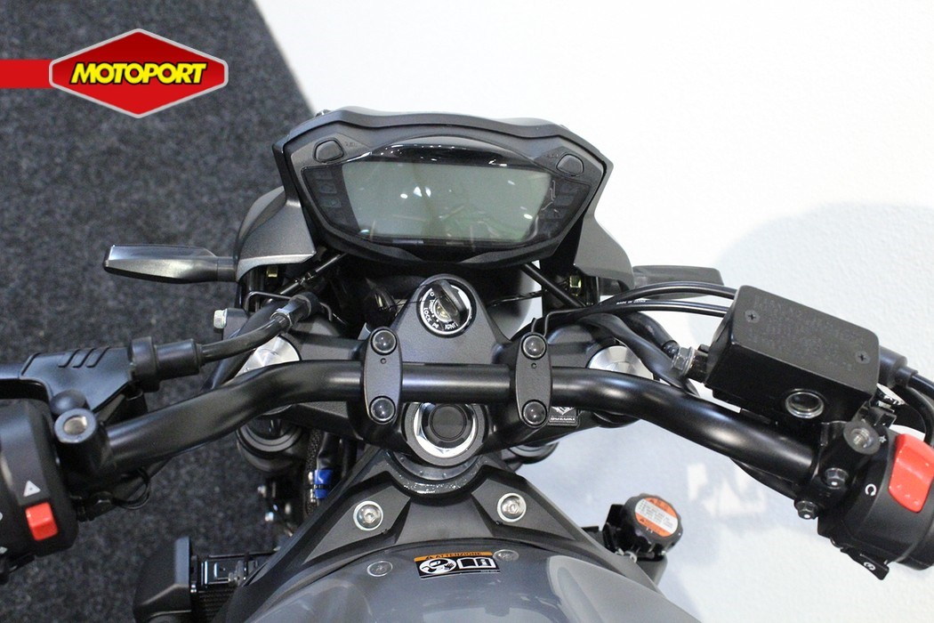 SUZUKI - SV 650 ABS STREET PACK