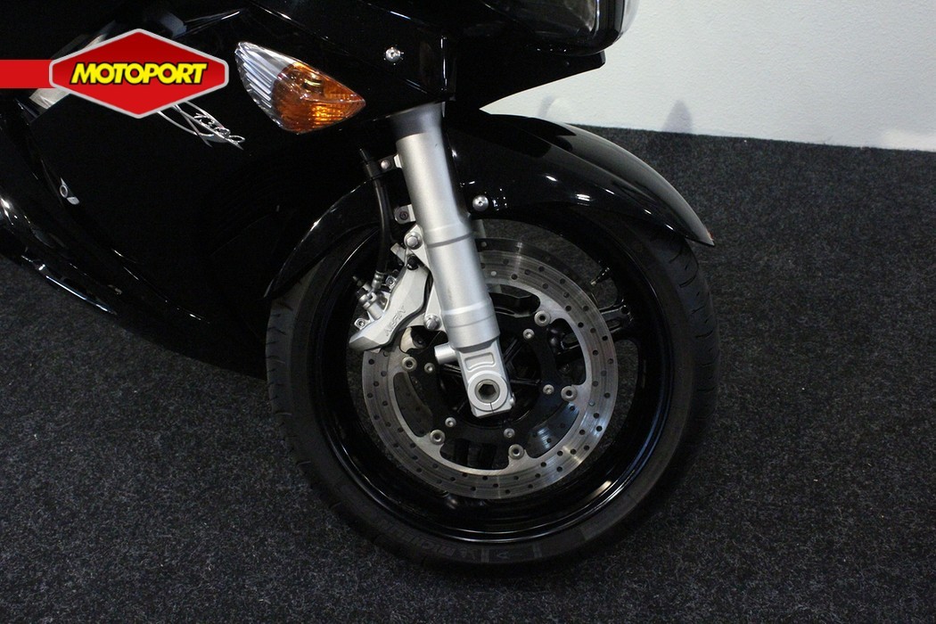 YAMAHA - FJR 1300 ABS
