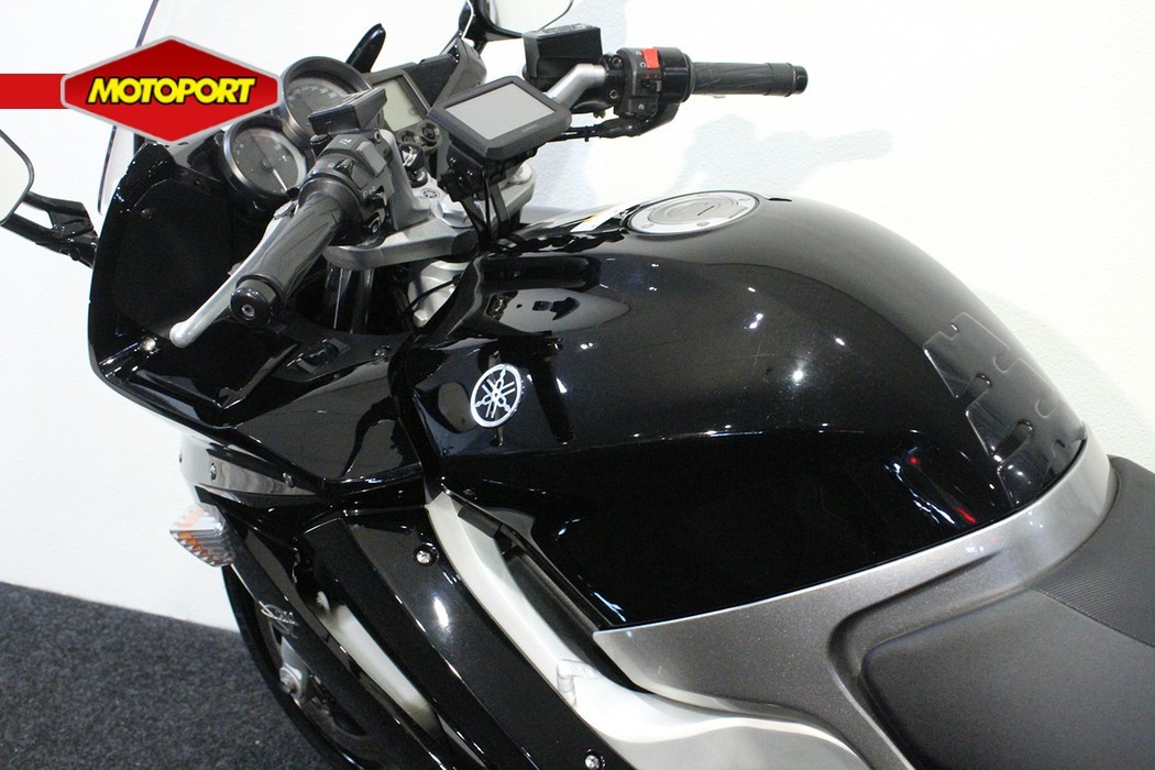 YAMAHA - FJR 1300 ABS