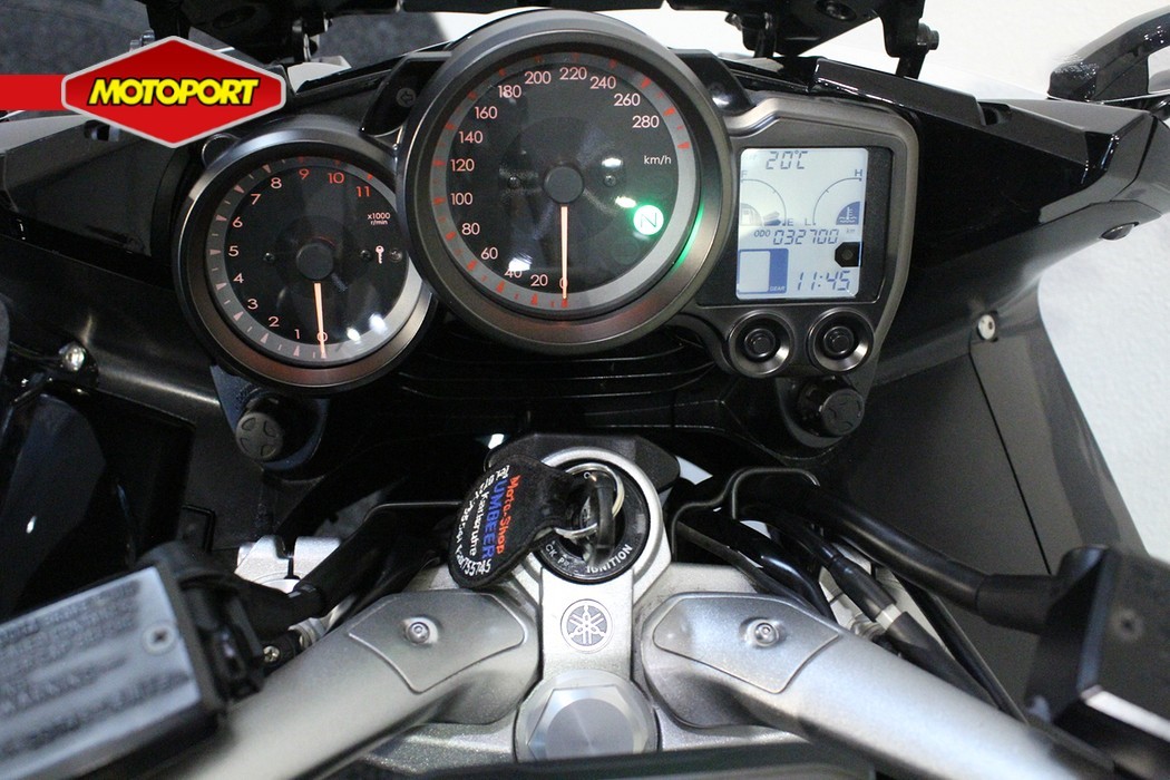 YAMAHA - FJR 1300 ABS