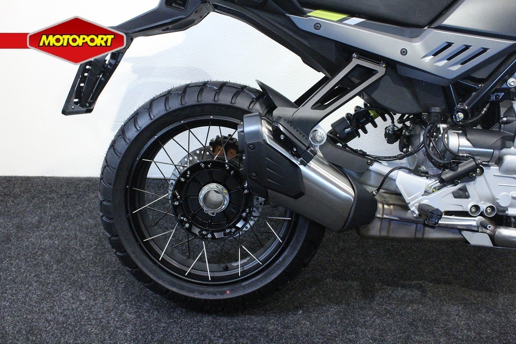 MOTO GUZZI - STELVIO