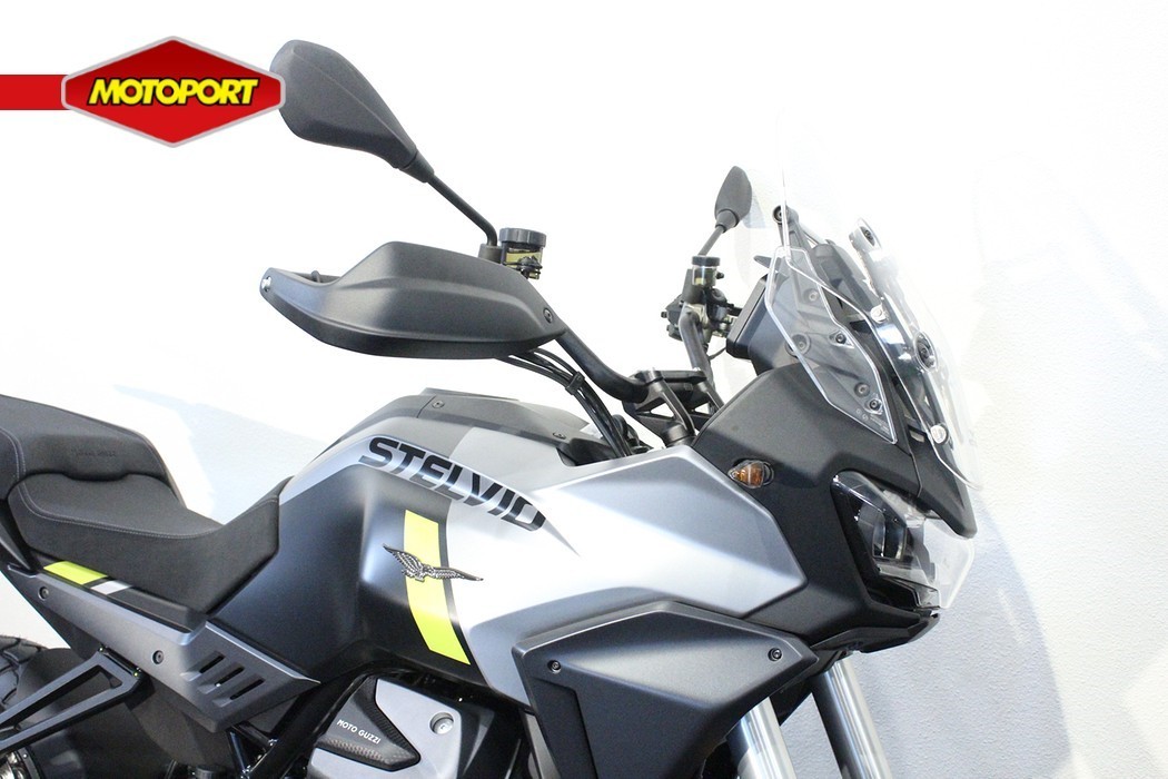 MOTO GUZZI - STELVIO