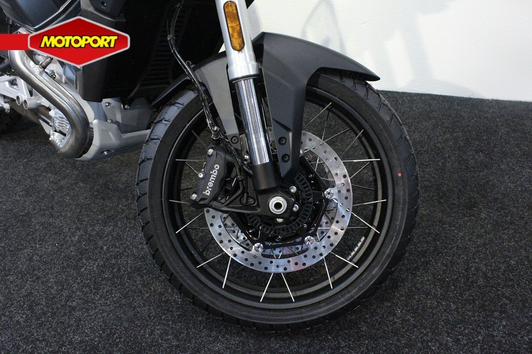 MOTO GUZZI - STELVIO