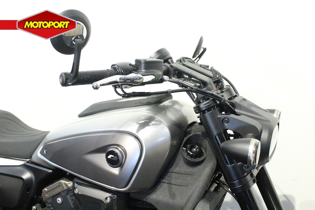 QJMOTOR - SRV 600 V