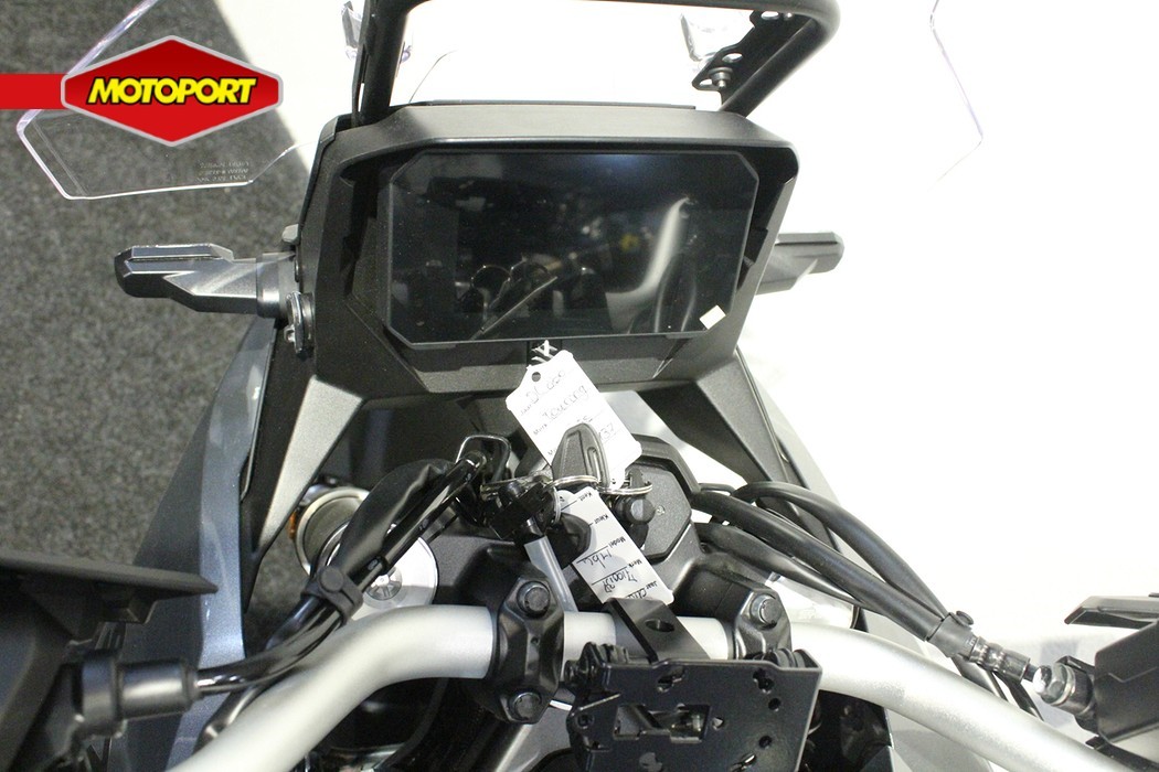 SUZUKI - V-STROM 800