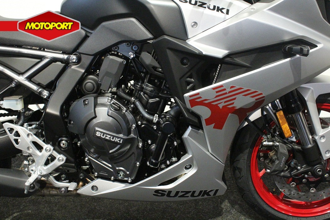 SUZUKI - GSX-8R