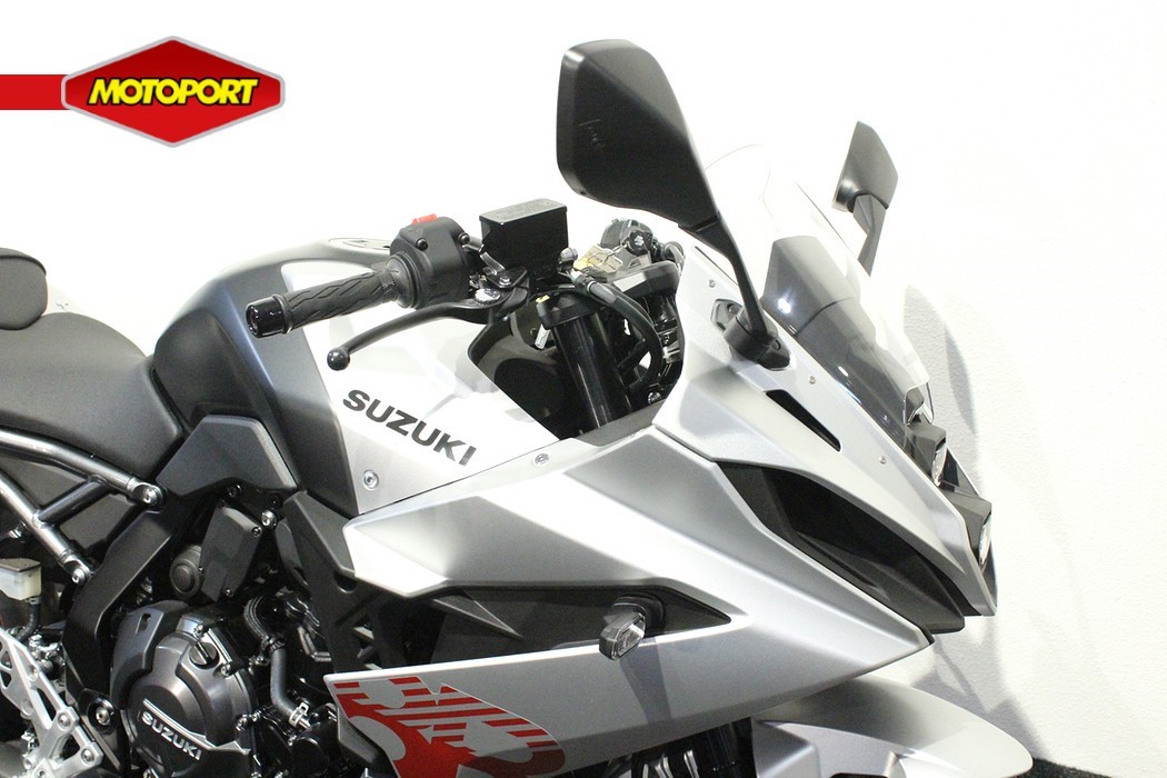 SUZUKI - GSX-8R