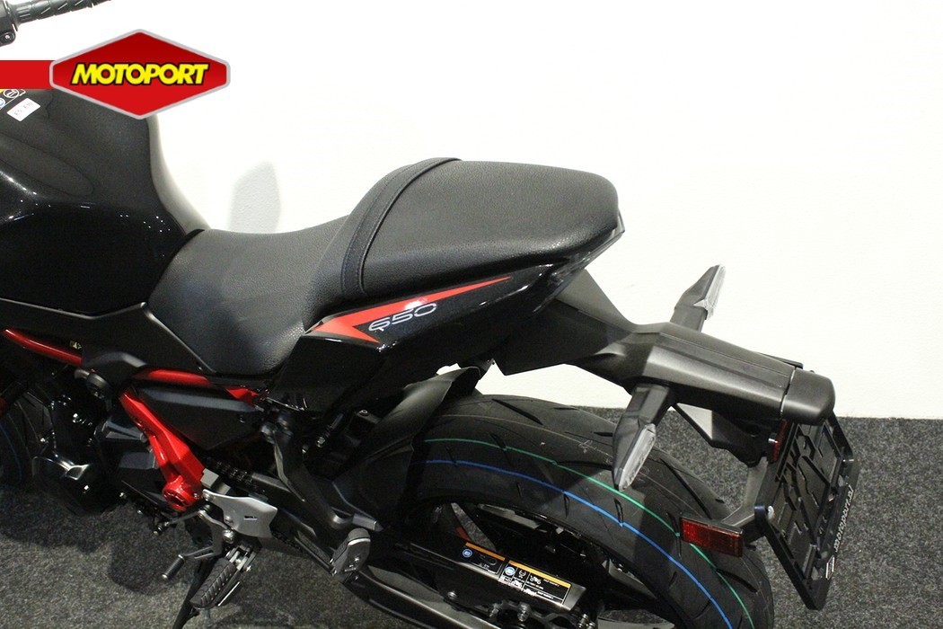 KAWASAKI - Z 650 ABS