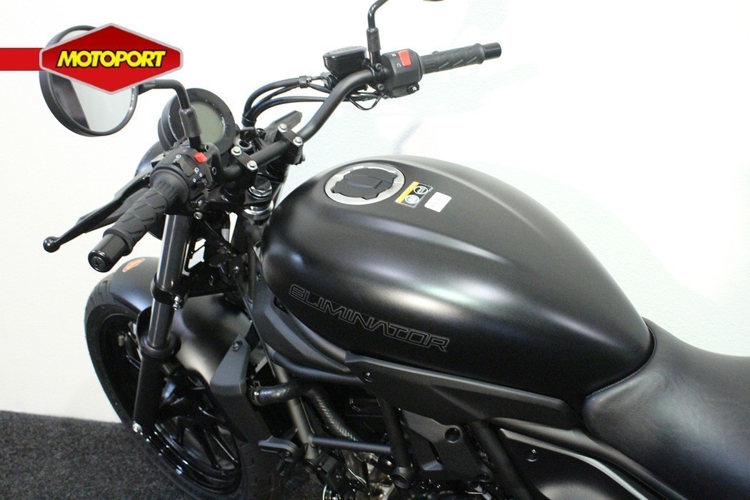 KAWASAKI - ELIMINATOR 500