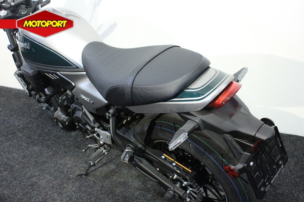 KAWASAKI - Z 650 RS