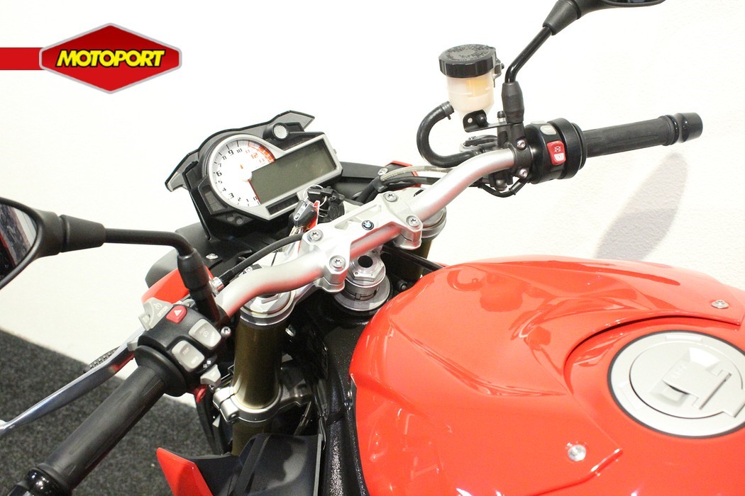BMW - S 1000 R