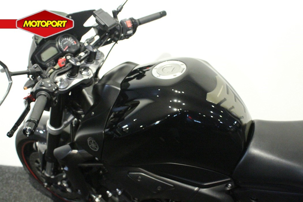 YAMAHA - FZ 1-N