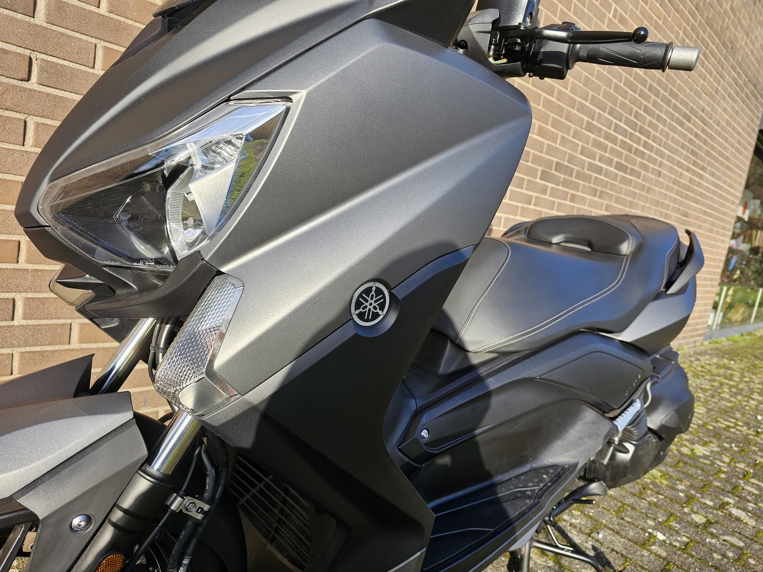 YAMAHA X MAX 400