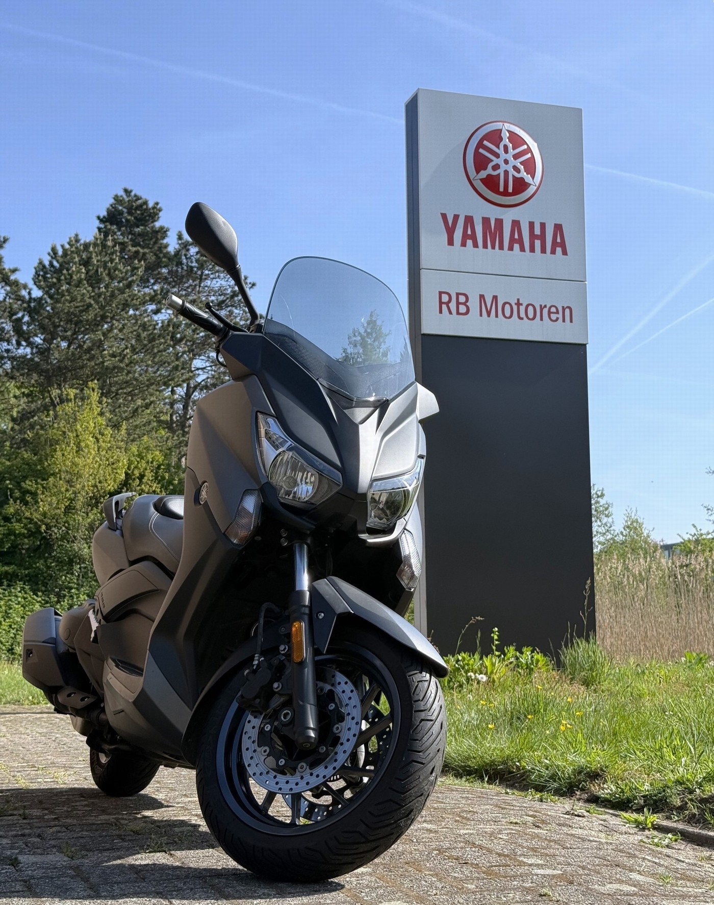 YAMAHA X MAX 400