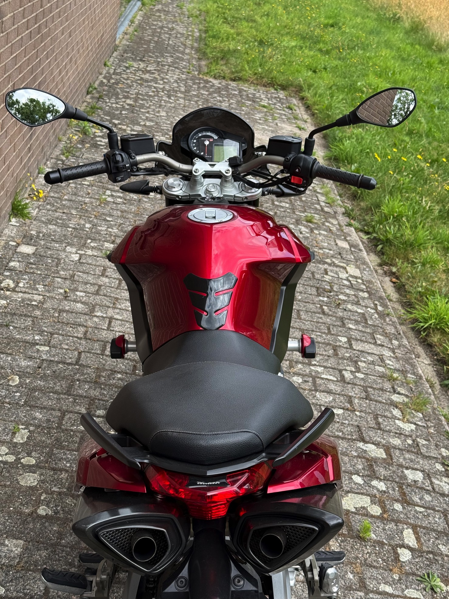 APRILIA Shiver 750