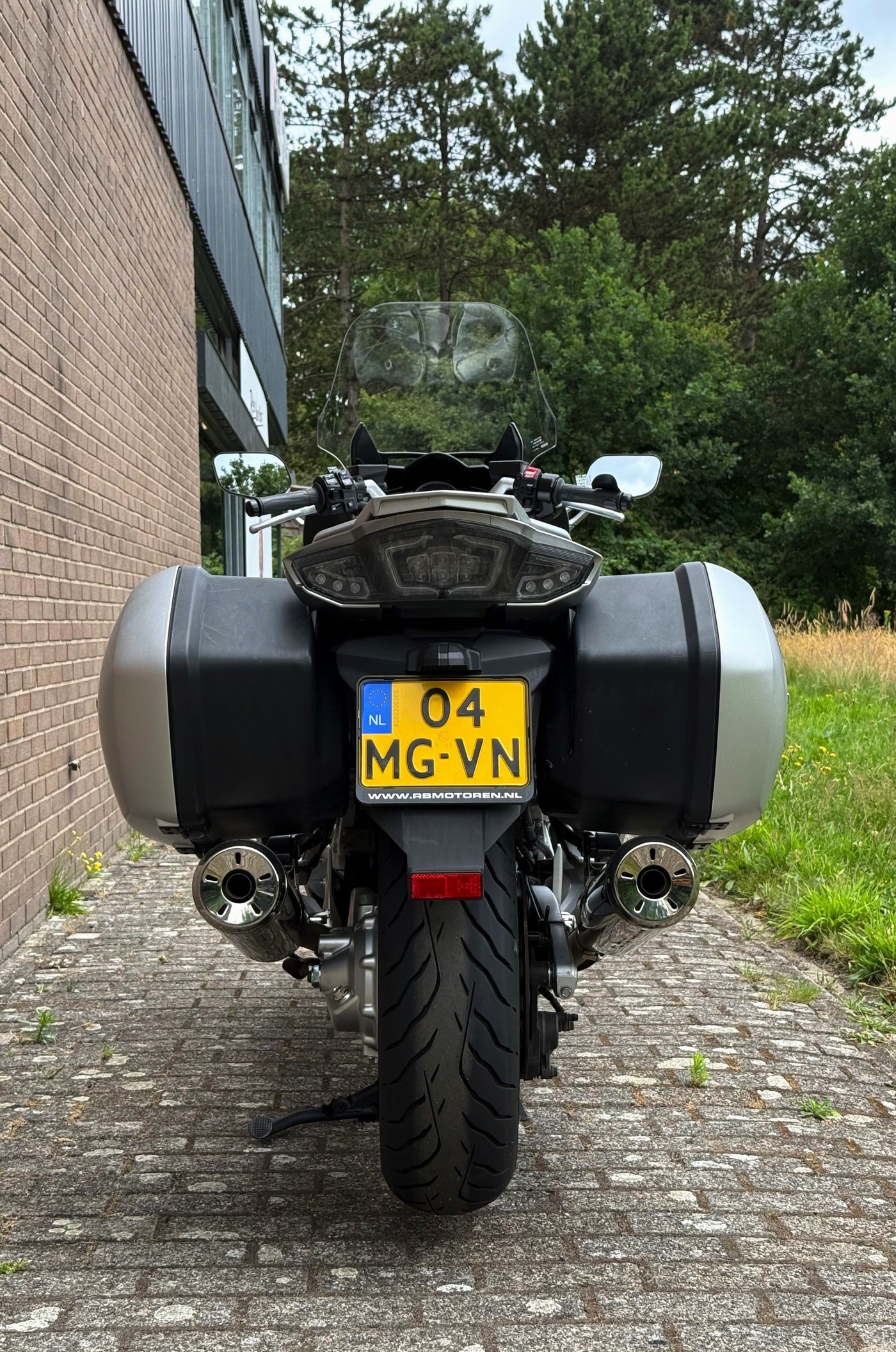 YAMAHA FJR 1300 A