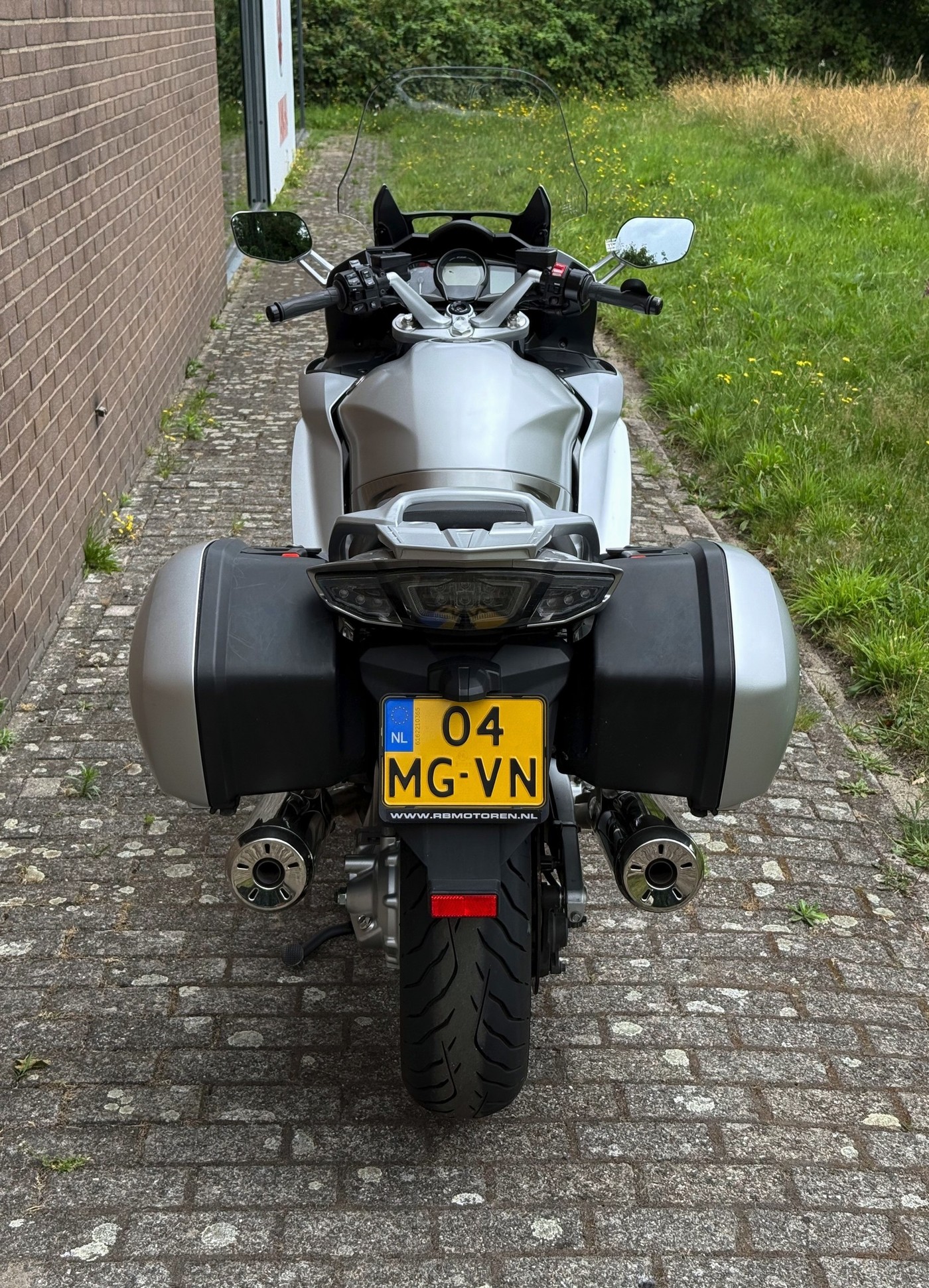 YAMAHA FJR 1300 A
